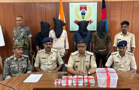 Jharkhand Police arrest six ultras in Khunti and Latehar, seize arms and explosives