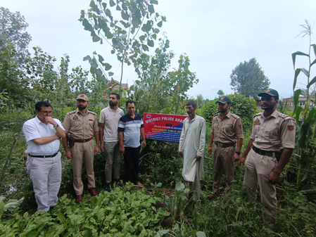 <div>J&K Police attaches property of ‘active’ terrorist in Anantnag</div>