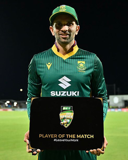 Maharaj five-for leads South Africa to their biggest ODI win over Australia