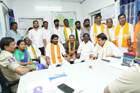 Telangana BJP chief, other leaders detained to foil protest in Hyderabad