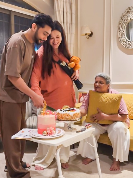 <div>Zaid Darbar surprises his ‘Biggest Blessing’ Gauahar Khan with midnight birthday celebration</div>
