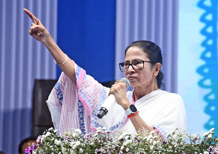 <div>Mamata Banerjee’s clarion call to Trinamool student leaders: Never compromise with injustice</div>