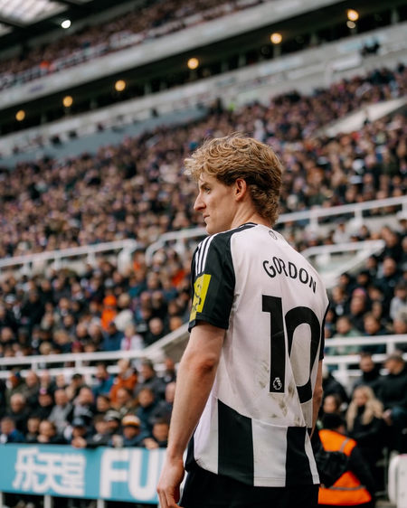 Newcastle United’s Anthony Gordon apologises for red card vs Liverpool