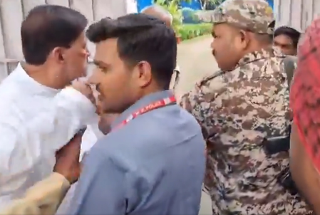 <div>BJP MLA calls Bhind Collector a ‘thief’ after officer says he won’t allow ‘sand to be stolen’ (Lead)</div>
