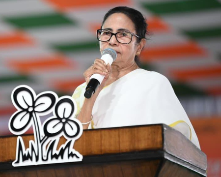 Won’t allow anyone to take away voting rights in Bengal: Mamata Banerjee