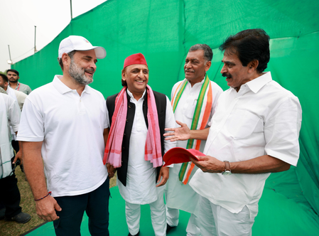 <div>SP chief Akhilesh joins LoP Gandhi in Bihar’s ‘Voter Adhikar Yatra’, Cong calls it ‘revolution’</div>