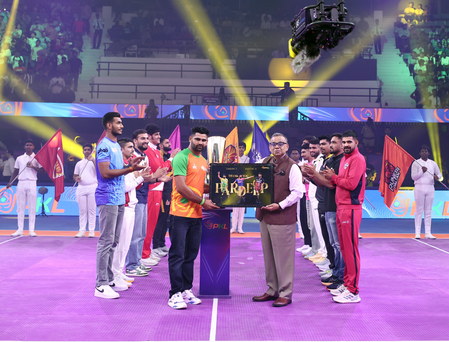 <div>‘Kabaddi gave me everything’: PKL honours the legacy of Pardeep Narwal in special felicitation ceremony</div>