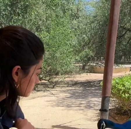 <div>Rashmika Mandanna feeds a Peacock, calls being close to nature ‘liberating’</div>