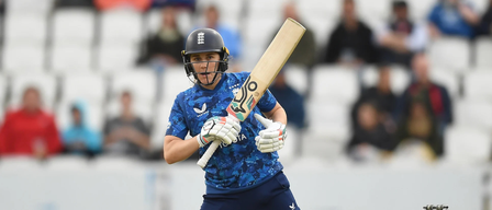 <div>Nat Sciver-Brunt reflects on Kate Cross’ omission ahead of Women’s World Cup 2025</div>