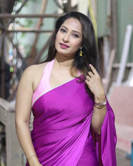 <div>‘Pavitra Rishta’ star Priya Marathe passes away after battle with cancer</div>