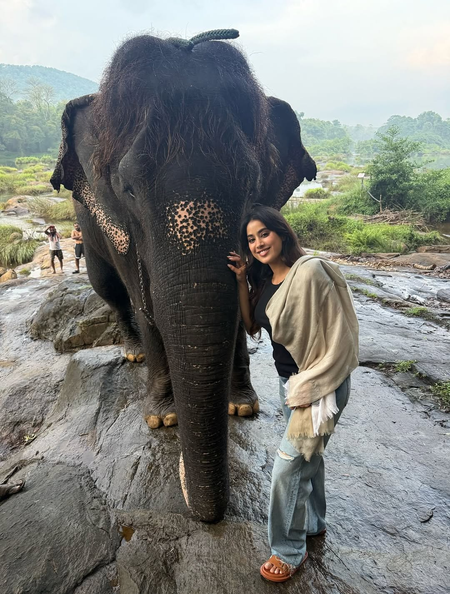 <div>Janhvi Kapoor reveals some of the stuff ‘Sundari loves’</div>