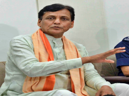 <div>Nityanand Rai slams Vote Adhikar Yatra, dubs it ‘Intruder Bachao Yatra’</div>