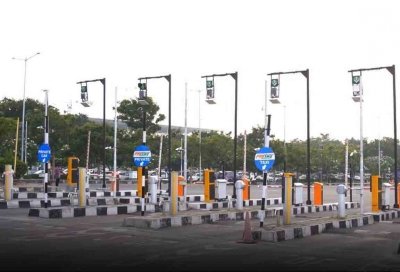 Centre launches FASTag based annual toll pass for private vehicles