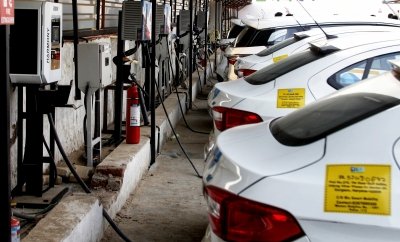 India has 29,277 EV charging stations, Karnataka leads: Minister