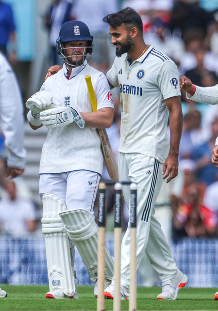 <div>‘You played a very good innings, now go and take a rest’: Akash Deep explains send-off to Duckett in Oval Test</div>