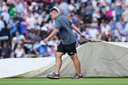 5th Test: Rain brings early end to riveting day four, sets stage for thrilling day five
