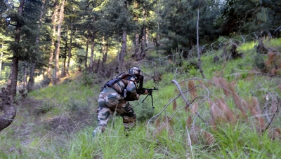 <div>Infiltration bid foiled on LoC in J&K’s Poonch, anti-terrorist operation underway</div>