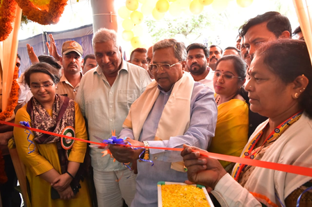 <div>Being Hindu is not about politics or false propaganda: K’taka CM Siddaramaiah</div>