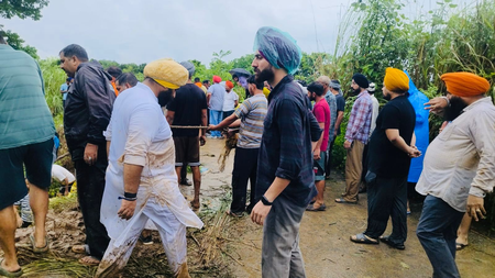 <div>Floods may drown land, but never ‘Chardi Kala’ spirit of Punjabis, say survivors</div>