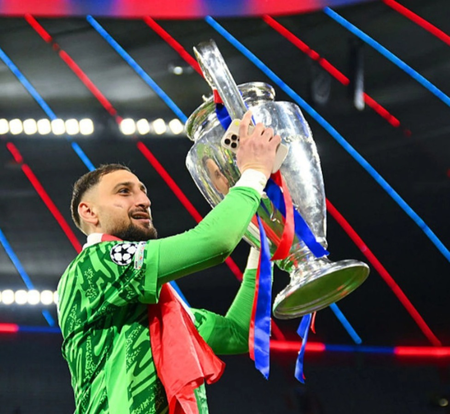 Man City sign Gianluigi Donnarumma on five-year deal