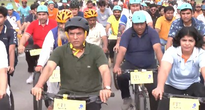 <div>Fit India-Sundays on Cycle with ‘Garv se Swadeshi’ theme sees massive participation</div>