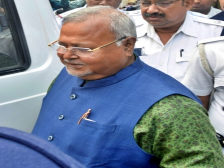 <div>‘Partha Chatterjee main culprit’: CBI to stick to its stand during trials in all WBSSC scam cases</div>