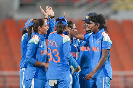 Bollywood superstar Akshay Kumar extends support to Women in Blue ahead of World Cup 2025