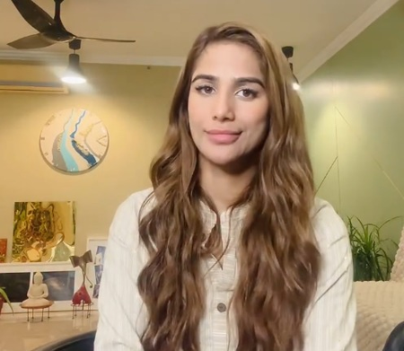 Amid row over Poonam Pandey playing Mandodari, Delhi Ramleela committee issues video