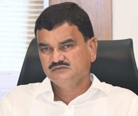 Govt plans to extend aid to flood-affected farmers before Diwali: Maha Minister