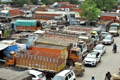 Sand lorry owners urge TN govt to exempt goods vehicles from tracking device rule