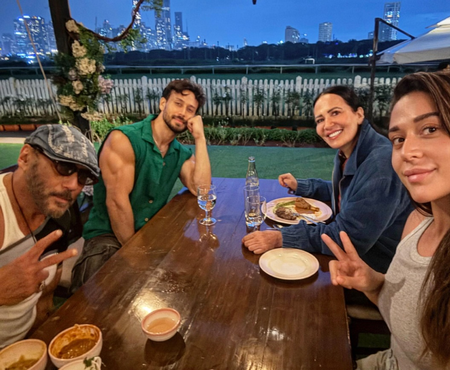 Tiger Shroff enjoys cozy dinner outing with father Jackie, mother Ayesha and sister Krishna