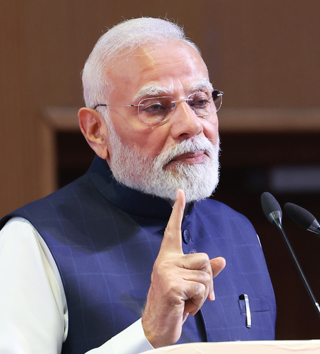 <div>PM Modi hails CJI’s calm after object-throwing attempt in his court</div>