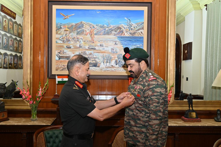 Army Chief Gen Dwivedi felicitates Lt Col (Honorary) Mohanlal