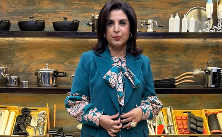 Farah Khan shakes a leg on ‘Om Shanti Om’ song with Mayor of Toronto