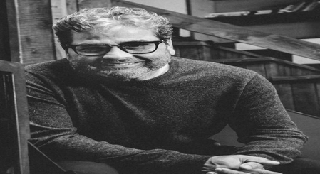 <div>Vishal Bhardwaj calls Ishaan Khatter & Janhvi Kapoor’s Homebound ‘honest & full of realism’</div>