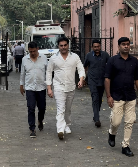Arbaaz Khan, Mika Singh, Kushal Tandon pay their final respects to late actor Pankaj Dheer