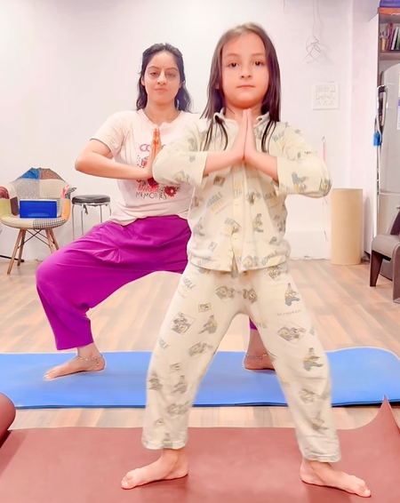 Deepika Singh has sumo squat session with niece