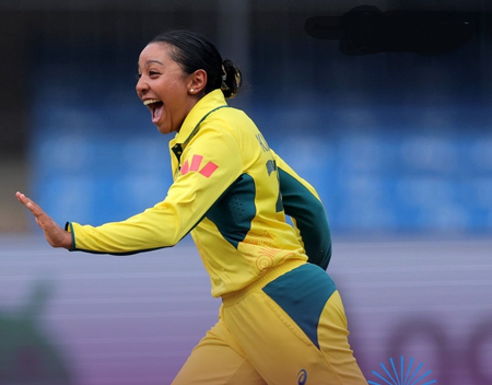 <div>Women’s World Cup: Alana King’s magical seven-fer wraps South Africa for 97</div>