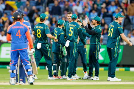 2nd T20I: Hazlewood and Marsh help Australia beat India by four wickets, take 1-0 lead (ld)