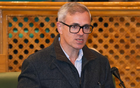 <div>‘Excuse for under-performance’: Omar Abdullah refuses to comment on J&K L-G remarks</div>