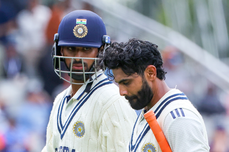 <div>‘Sundar fitting in the role of what Ashwin did with Jadeja’, says childhood coach M. Senthilnathan</div>