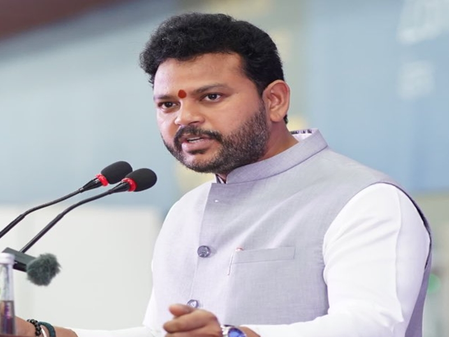 <div>Madhya Pradesh to see major boost in air connectivity, says Civil Aviation Minister on state’s 70th Foundation Day</div>