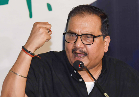 Bihar polls: Manoj Jha cries foul over cash transfer