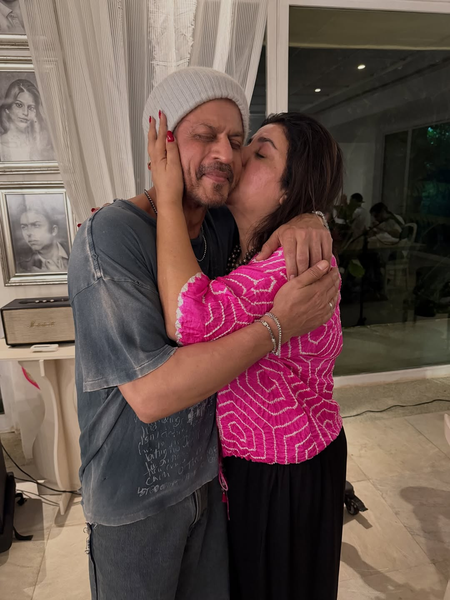 Farah Khan wishes for Shah Rukh Khan to ‘rule for another 100 years’ on his birthday