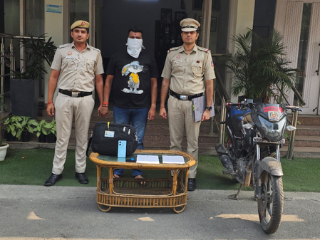 Imposter held for preparing forged letters, using letterhead of Delhi CM