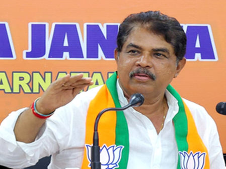 <div>BJP asks K’taka govt to share details of B’luru tunnel project, says it should first fix potholes</div>
