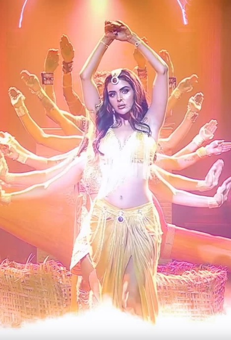 <div>Priyanka Chahar Choudhary is feeling ‘truly blessed & thankful’ on bagging ‘Naagin 7’</div>