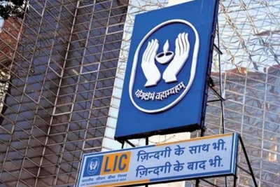 LIC clocks 32 per cent jump in Q2 net profit at Rs 10,053 crore
