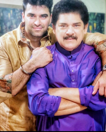 <div>Nikitin Dheer slams paparazzi for conduct on Dharmendra, Jeetendra videos: Feels like you’re encircled by vultures</div>