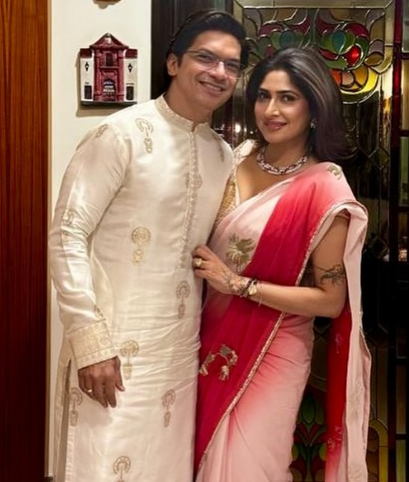 <div>Shaan pens a romantic note for wife Radhika on their 25th wedding anniversary: ‘The magic has just begun”</div>